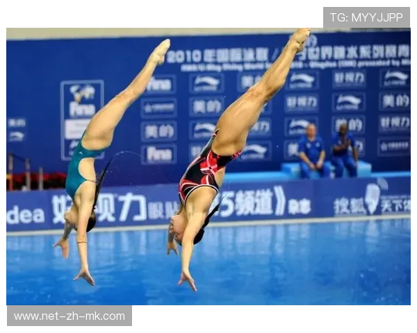 游泳队的赛前热身仪式被其他队模仿